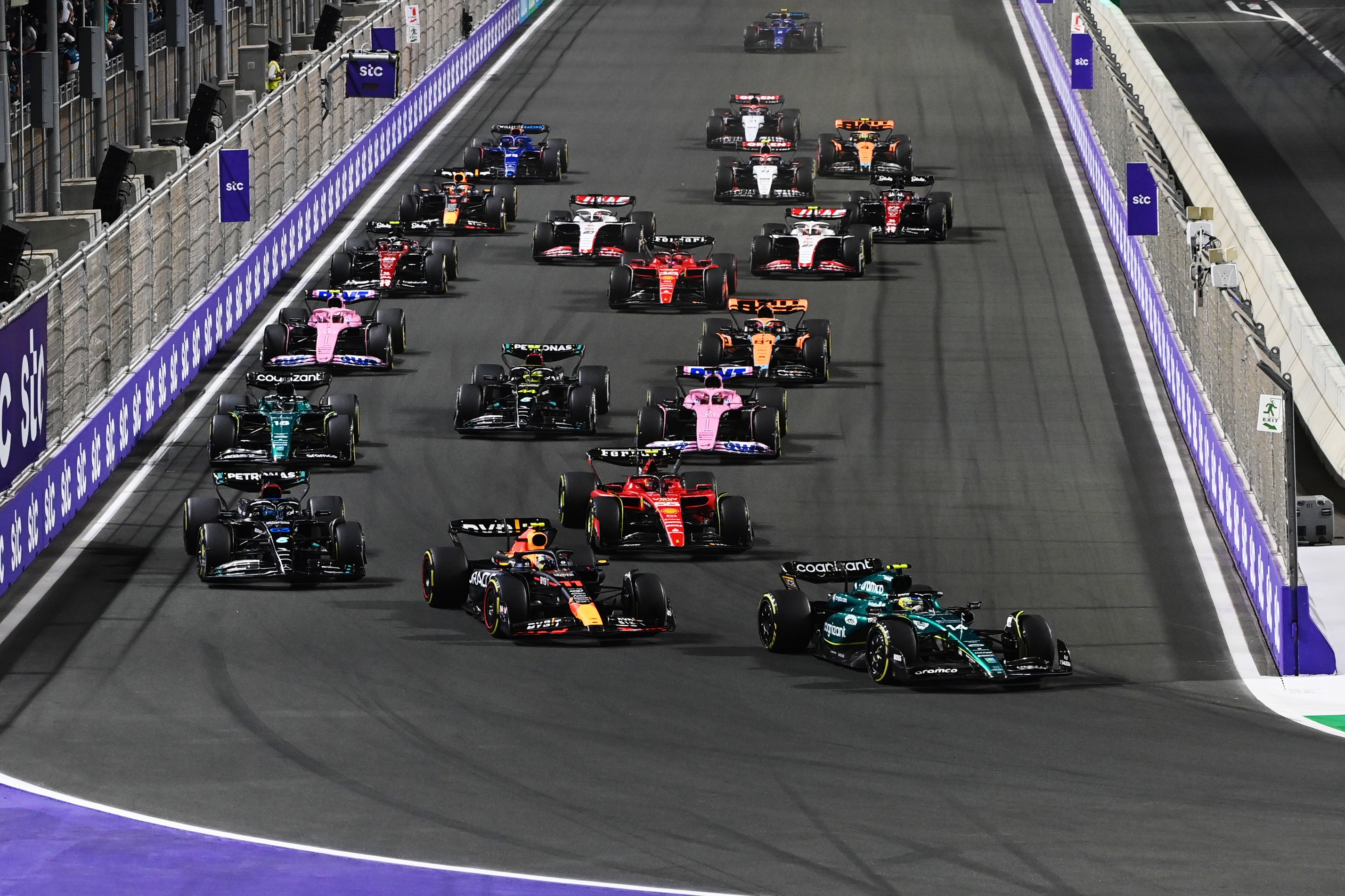 Corrida do GP do Japão de 1 do grid de largada da F2022 no circuito de