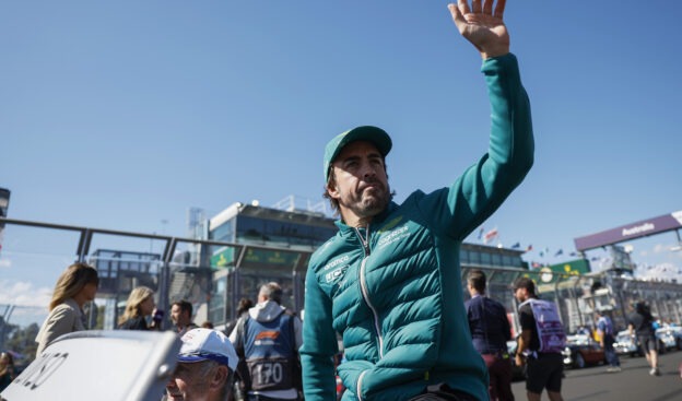 Alonso says Bottas could have won five F1 titles