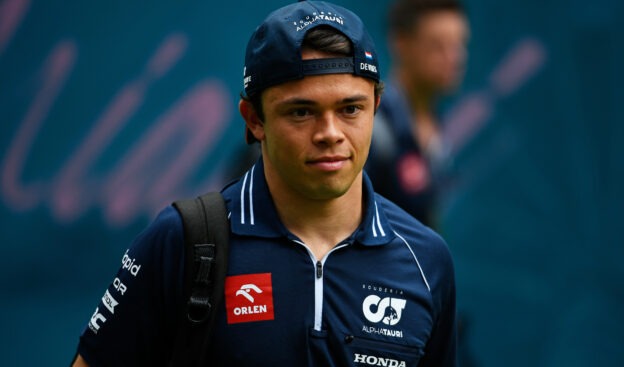 AlphaTauri's De Vries Under Fire: Can He Turn His F1 Season Around? 1 AlphaTauri's De Vries Under Fire: Can He Turn His F1 Season Around?