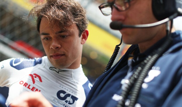 Pressure mounts on De Vries as Red Bull questions his F1 future 1 Pressure mounts on De Vries as Red Bull questions his F1 future