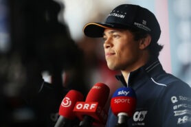 De Vries' Fall From F1 Grace: Marko's Costliest Mistake Yet