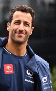 Ricciardo's Crossroads: Stay at AlphaTauri or Aim for Red Bull?