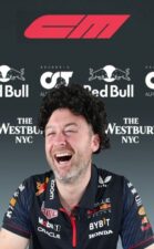 Daniel Ricciardo is BACK!!!!!