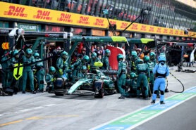 Aston Martin F1 Team miljardin dollarin risteyksessä: Sale Talks Ignite Paddock Gossip
