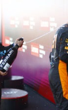 Beyond the Grid: McLaren's opkomst, uitgelegd door de sterren van het team