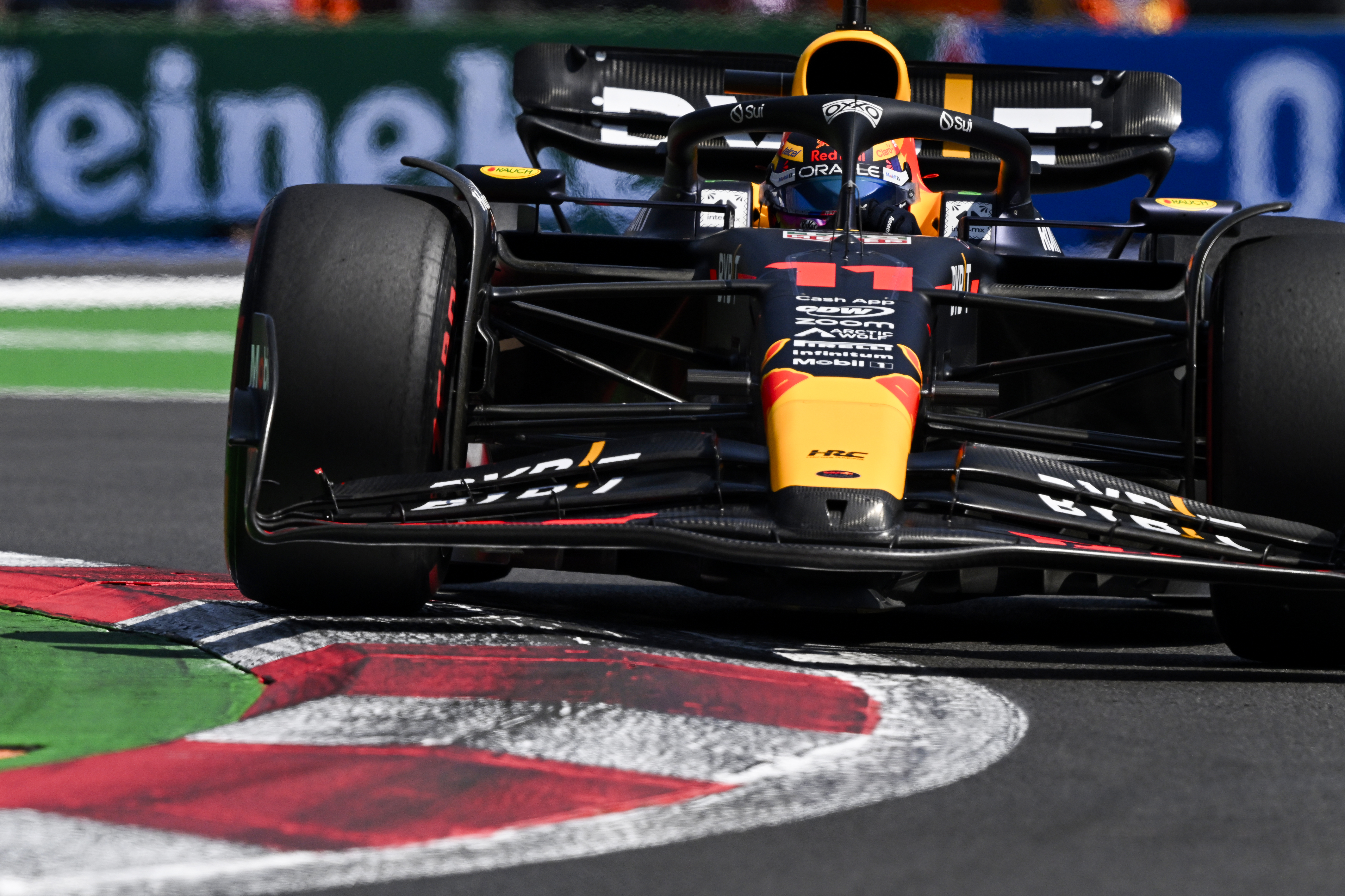 F1: Russell surpreende no fim e é o mais rápido do 1º treino do GP de Miami