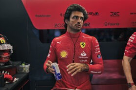 High Stakes: Carlos Sainz Faces Crucial Decision for F1 Future