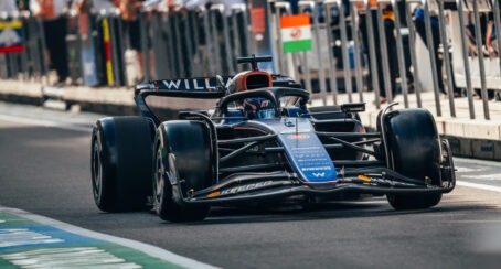 アルボンの決断は今、 F1 シリーシーズンドミノ効果
