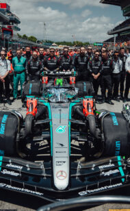 El equipo Mercedes firma un acuerdo anual de 11 millones de dólares con Adidas