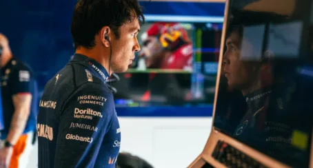 アルボンの決断は今、 F1 シリーシーズンドミノ効果