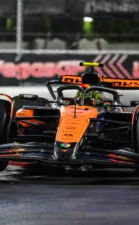 Never Stop Racing: McLaren의 여행 F1 연혁