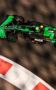 Смотреть: Racing Bulls и Sauber F1 Тест в Имоле