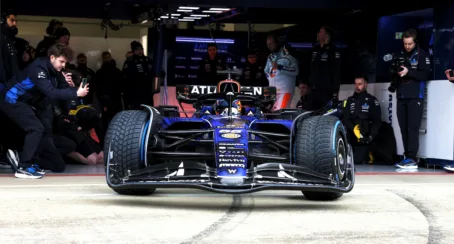 El primer día de Sainz en la oficina de Williams