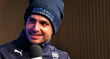 El primer día de Sainz en la oficina de Williams