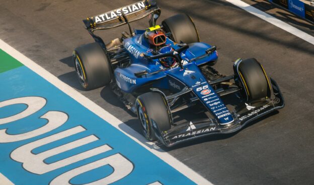 What Does Carlos Sainz Sr. Think of Sainz Jr. Joining Williams? 1 What Does Carlos Sainz Sr. Think of Sainz Jr. Joining Williams?