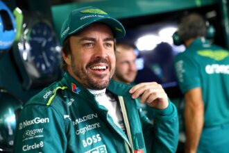เฟอร์นันโด อลอนโซ นักแข่ง F1 ต้อนรับลูกชายมอนโตยา ยุคใหม่เริ่มต้นแล้ว