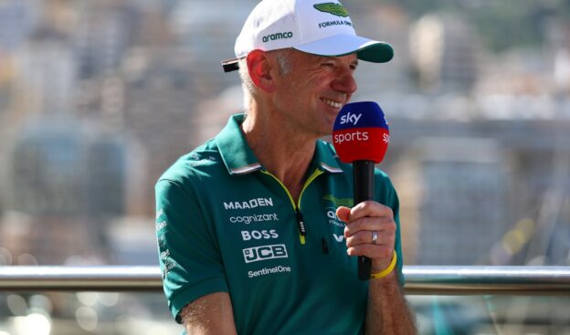 Newey's 'Tools' Comments: A Way to Ease Pressure at Aston Martin? 1 Newey's 'Tools' Comments: A Way to Ease Pressure at Aston Martin?