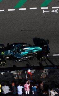 Za kulisami: Aston Martin zbiera siły Lance Stroll Pośród krytyki