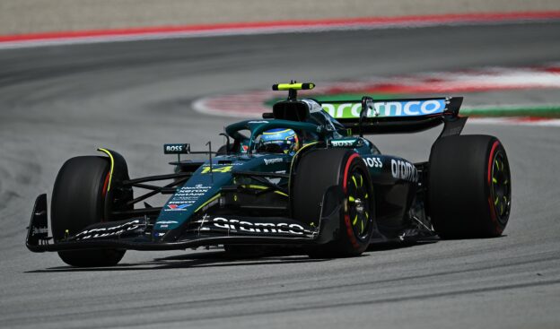 Peter Windsor's F1 Corner Analysis: Alonso, Piastri and Norris 1 Peter Windsor's F1 Corner Analysis: Alonso, Piastri and Norris