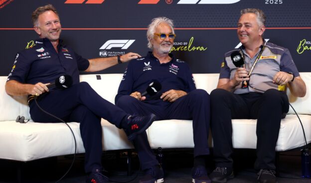 Inside Scoop: Is Alpine Betting Big on Horner's Leadership? 1 Inside Scoop: Is Alpine Betting Big on Horner's Leadership?