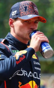 Estreia emocionante no GT3: Verstappen encara Nordschleife