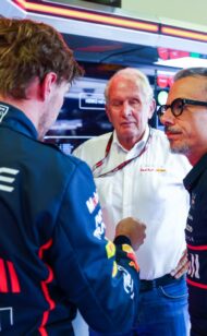 Mekies minimise les craintes de départ de Verstappen alors que Lambiase quitte le navire.