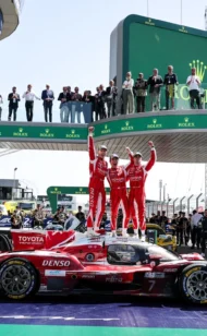 De Vries & Kobayashi win thrilling Le Mans as Toyota claims 6th triumph