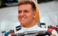 Ecclestone ehdottaa, että Michael Schumacher olisi voinut pelastaa Mickin F1-uran