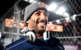 Ricciardo hymyilee huhujen keskellä Red Bull Réunion