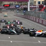 BAKU, AZERBAIJAN - SEPTEMBER 21: Liam Lawson of New Zealand driving the (30) Visa Cash App Racing Bulls VCARB 02 leads Andrea Kimi Antonelli of Italy driving the (12) Mercedes AMG Petronas F1 Team W16 and George Russell of Great Britain driving the (63) Mercedes AMG Petronas F1 Team W16 on track during the F1 Grand Prix of Azerbaijan at Baku City Circuit on September 21, 2025 in Baku, Azerbaijan. (Photo by Mark Thompson/Getty Images) // Getty Images / Red Bull Content Pool // SI202509210324 // Usage for editorial use only //