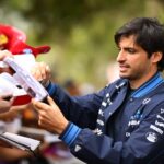 Sainz ponownie podpisuje kontrakt z Williamsem, zapewniając sobie pełny skład na sezon 2027